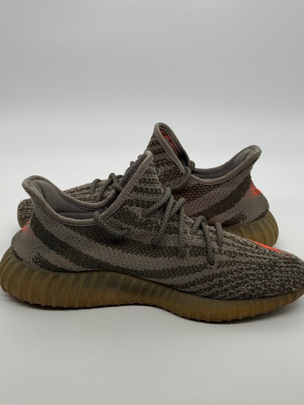 adidas Yeezy Boost 350 V2 Carbon Beluga Low Top Sneakers Sz 10.5 - Picture 3 of 7